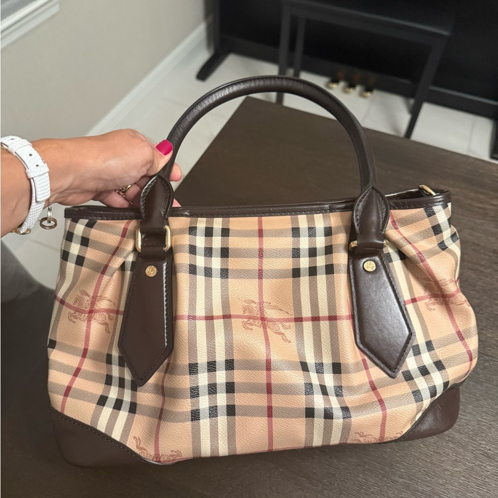Burberry Beige and Brown Check Shoulder Bag - Picture 6 of 16